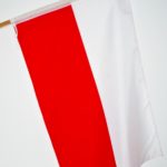 FLAGA POLSKI 70×115 tunel biały
